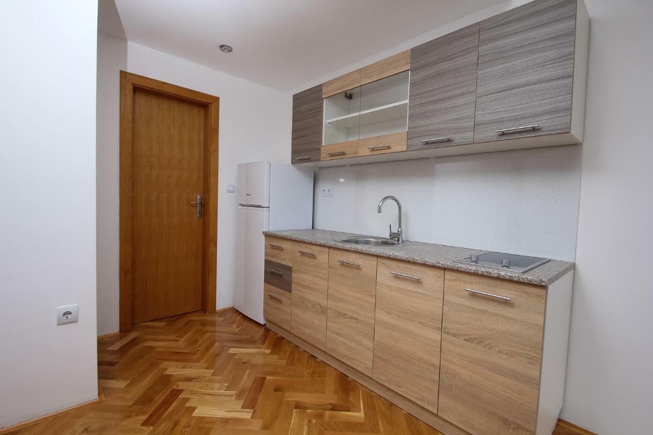 Apartmani Pranjic Kastela Exterior photo